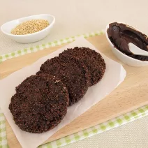 Čokoládový chrumkavý koláč s amarantom
